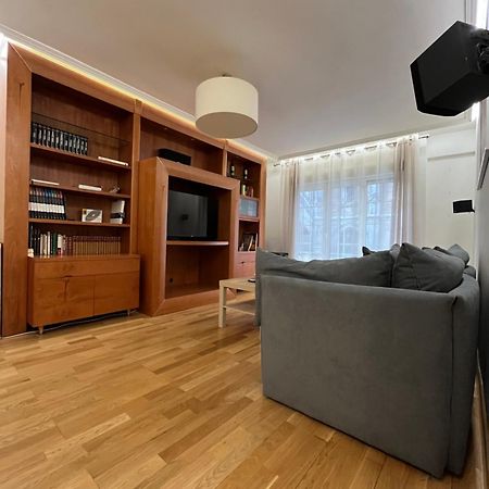 636A Gran Apartamento En Pleno Centro Oviedo Eksteriør billede