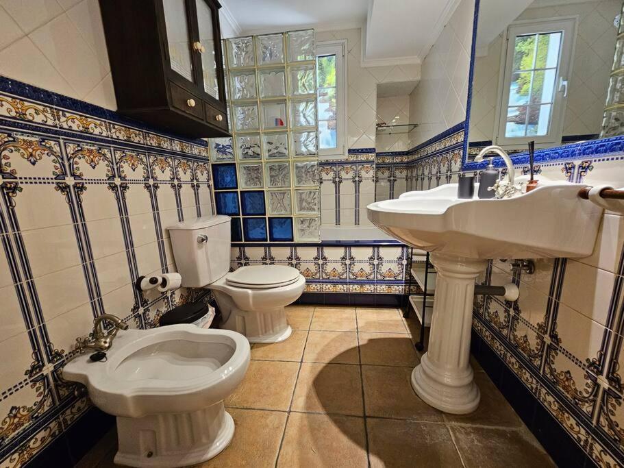 636A Gran Apartamento En Pleno Centro Oviedo Eksteriør billede