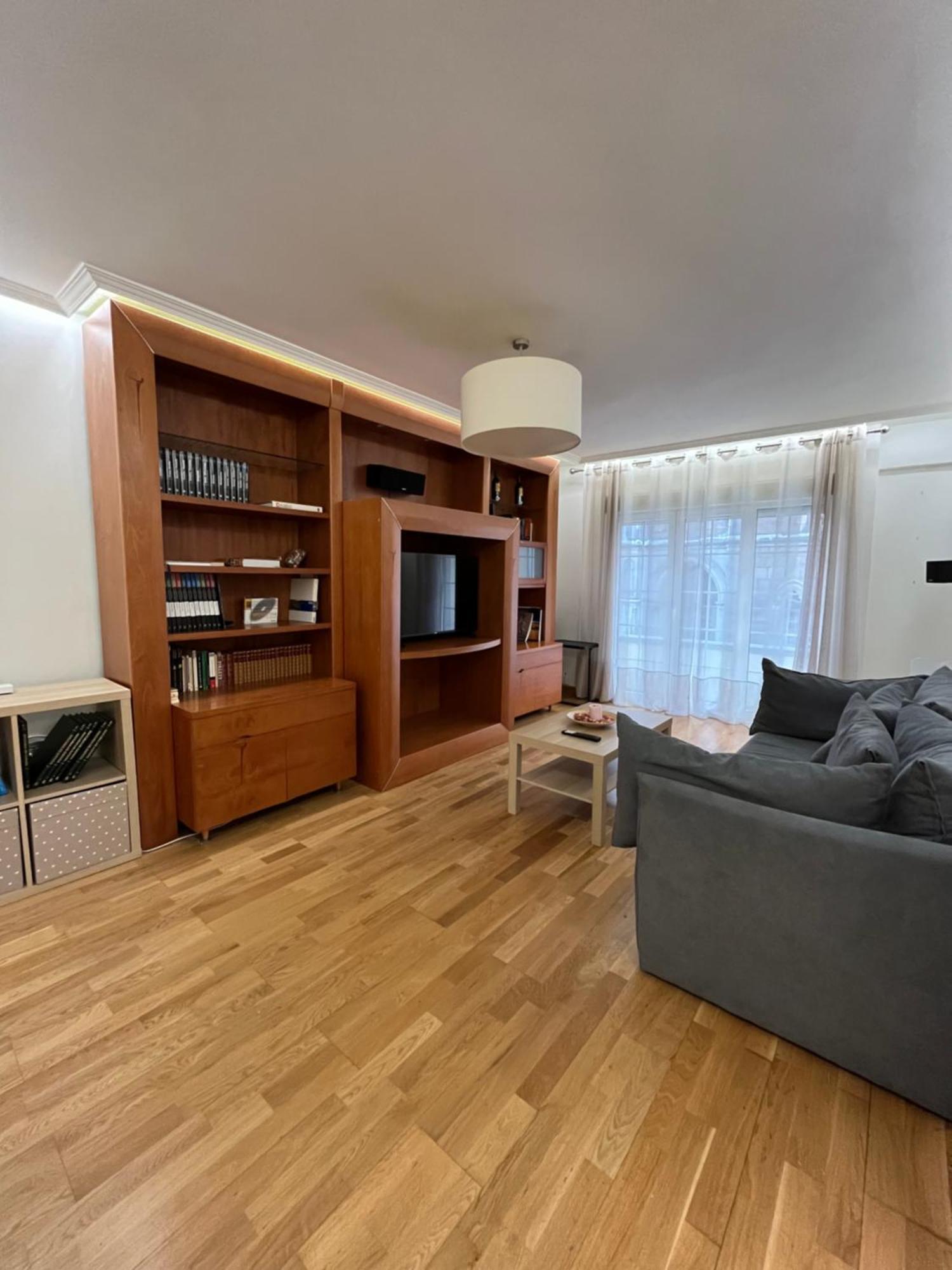 636A Gran Apartamento En Pleno Centro Oviedo Eksteriør billede